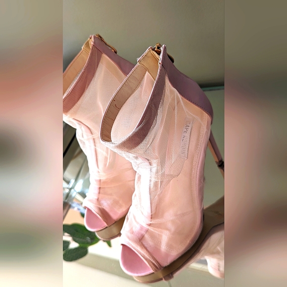 🩷Pink Bootie Stilettos NWOT🩷 - Picture 2 of 8